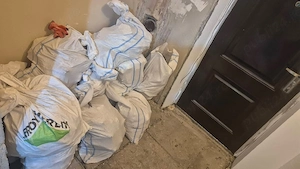 debarasez apartamente 