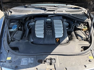 VW Touareg 5.0 V10  - imagine 2
