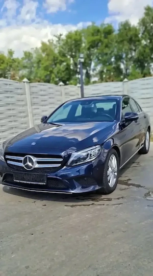 Vänd Mercedes Benz 220D, facelift 2019, automat 9G TRONIC, istoric, stare perfecta de functionare