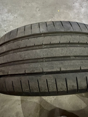 Vand 4 cauciucuri dunlop 245 /40/r18 - imagine 5
