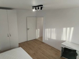 Ap. 1 camera Lux  cu centrala termica proprie Zona Dacia  de vânzare  - imagine 3
