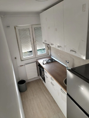 Ap. 1 camera Lux  cu centrala termica proprie Zona Dacia  de vânzare  - imagine 4