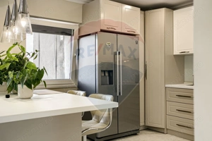 Apartament spectaculos de vanzare: 4 camere, 2 băi, zona Vlaicu - imagine 3