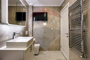 Apartament spectaculos de vanzare: 4 camere, 2 băi, zona Vlaicu - imagine 8