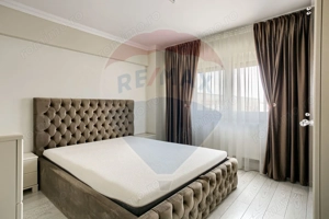 Apartament spectaculos de vanzare: 4 camere, 2 băi, zona Vlaicu - imagine 13