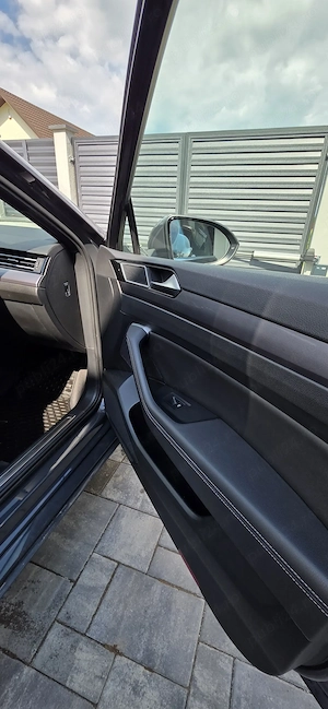 Volkswagen Passat B8 2015 - imagine 3