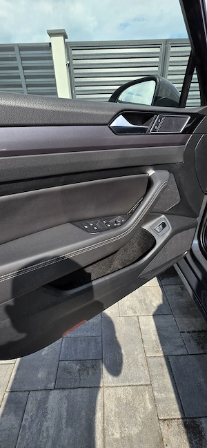 Volkswagen Passat B8 2015 - imagine 7
