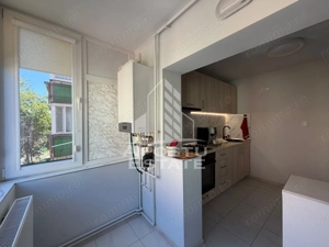 Apartament cu 3 camere, garaj, de vanzare, zona Plavat I I,Timisoara - imagine 3