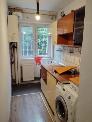 APARTAMENT 3 CAMERE -LANGA JUDETEAN-98.000 EURO - imagine 4