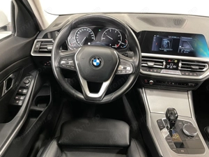BMW Seria 3 - imagine 6
