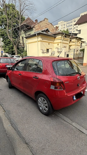 Vand Toyota yaris 2009 79 661 km  3100 euro - imagine 4
