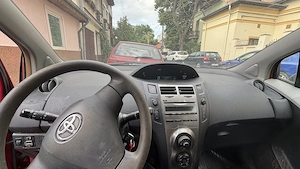 Vand Toyota yaris 2009 79 661 km  3100 euro - imagine 7