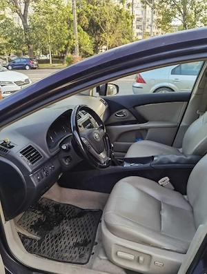 Toyota Avensis 2.2d4d - imagine 4