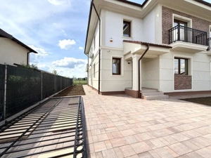 Duplex elegant, 5 camere, 132 mp utili, 300 mp teren - Dumbravita