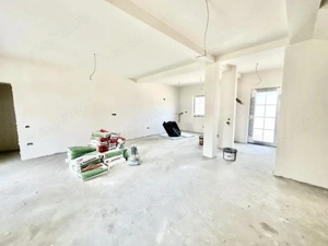 Duplex despartit prin cam tehnica - Mosnita - Zona Valery