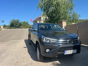 Toyota Hilux - imagine 5