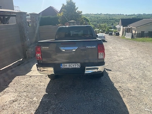 Toyota Hilux - imagine 4