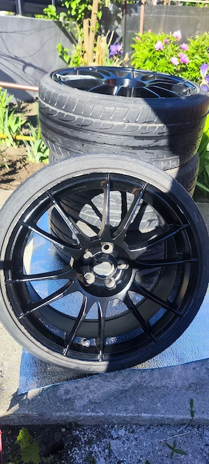 Jante OZ Racing Ultraleggera R18 - imagine 2