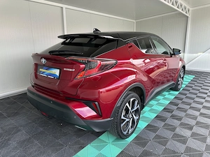 Toyota C-HR Hibrid 1.8 Benzina 122 CP An 2019 - imagine 3