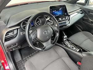 Toyota C-HR Hibrid 1.8 Benzina 122 CP An 2019 - imagine 16