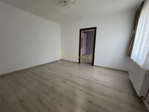 Apartament 2 camere de vanzare  - imagine 6