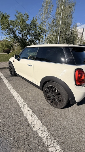 Mini Cooper 1,6 benzină, an de fabricație 2017 - imagine 12