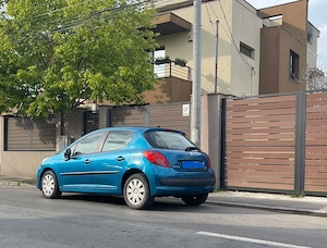 Peugeot 207 automat robotizat 1.4 benzina - imagine 2
