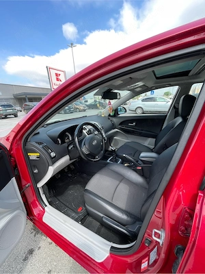 Kia ceed 1.6 crdi  - imagine 5