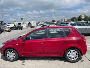 Kia ceed 1.6 crdi  - imagine 2