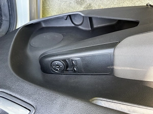 Ford tourneo courrier  - imagine 9