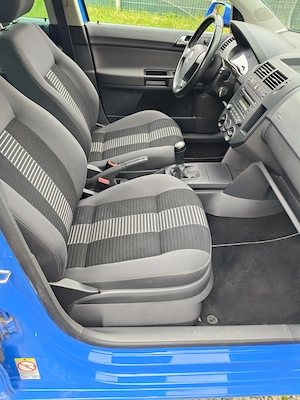 vând VW Polo United 1.2 benzină euro 4 an 2009 - imagine 2