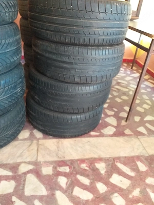 Cauciucuri  245/45/19