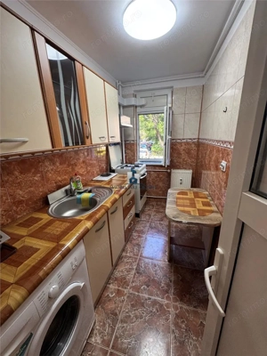 Inchiriere Garsoniera decomandata Secuilor