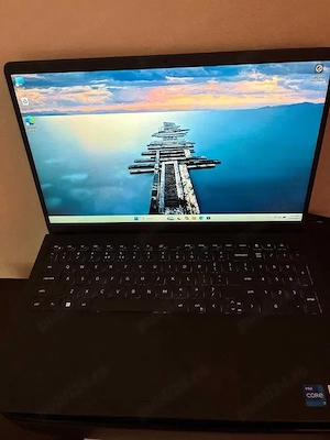 Dell Vostro 3530, 15.6 inch 120Hz, Intel I7, 16gb Ram, 512gb