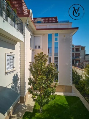 Vilă elegantă cu grădină și terasă – zonă liniștită, Centru  - imagine 20