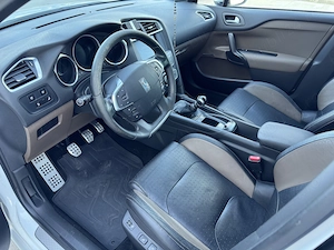 Citroen DS4 2.0 HDi 163 CP 2011 Putere, confort și consum excelent - imagine 7