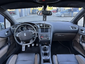 Citroen DS4 2.0 HDi 163 CP 2011 Putere, confort și consum excelent - imagine 8