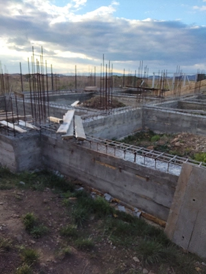 Vând casă în fază de construcție  - imagine 2