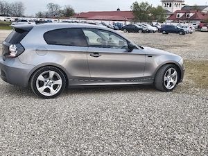 BMW seria 1 e81 an 2009 - imagine 8
