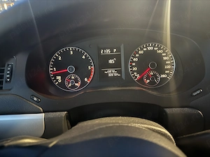 Volkswagen Jetta 1.6 Tdi - imagine 3