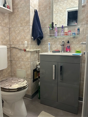 ap. 3 camere decomandat,2 bai, pod cu acte renovat recent - imagine 8