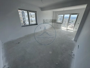  Apartament 3 camere / 2 bai / etaj 3 / 95 mp / parcare + boxa / ZONA CETATII 