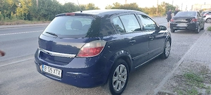 Opel Astra H 2008 1.7 diesel  - imagine 3