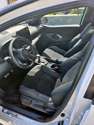 Vânzare Toyota Yaris Hybrid, GR Sport, 2025 - imagine 5