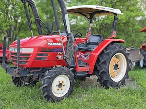 Tractor japonez yanmar 4x4 cu incarcator frontal
