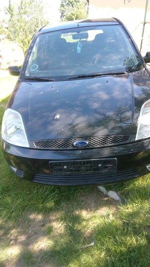 Vand Ford Fiesta 2004,dizel. - imagine 4