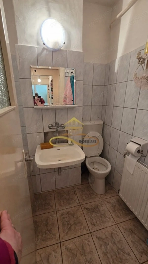 Apartament cu 2 camere decomandat de vanzare Neagoe Voda - imagine 7