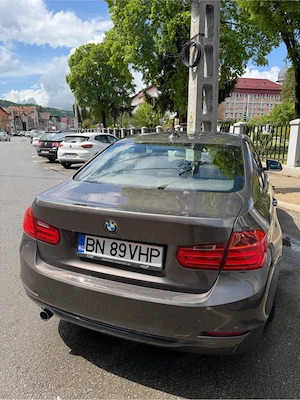 BMW Seria 3 xDrive 184CP - imagine 2