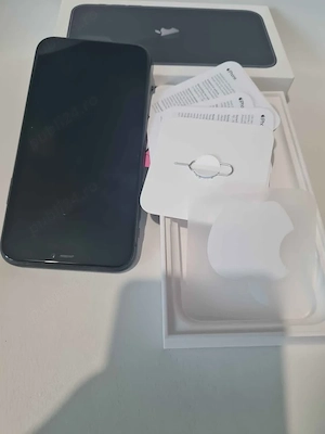  iPhone 11 64GB   stare impecabila,nou,doar expus in magazin