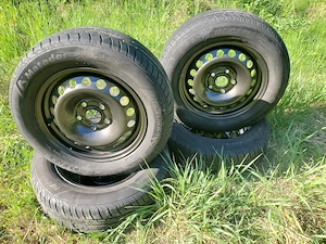 Vând set 4 roți de vară 195/65 R15 V in stare foarte bună . - imagine 2